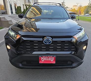 mercedes e200: Toyota RAV4: 2019 г., 2.5 л, Автомат, Гибрид, Кроссовер — 2