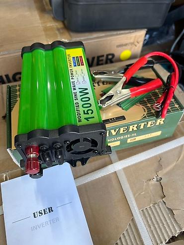 От аккумулятора выдают 220в Инвертор питания 1500W (Modified Sine