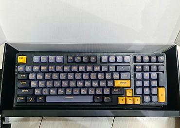 logitech superlight: Клавиатура, Механическая, Bluetooth, Проводное подключение — 1