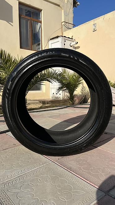 Təkərlər: Məhsul: Avtomobil şinləri (cüt) Təsvir: - Ölçü: 275/35 R20 (yanaq — 2