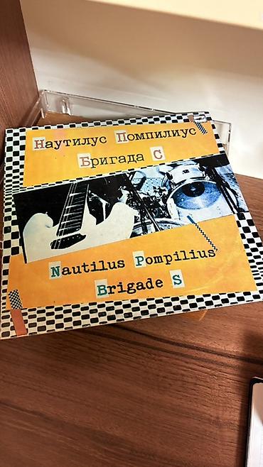 İdman və hobbi: Vinil pleyer – taxta korpuslu, qapaqlı, klassik dizayn - Təbii ağac — 2
