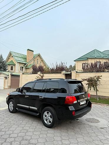Toyota: Toyota Land Cruiser: 2014 г., 4.6 л, Автомат, Газ, Внедорожник — 6