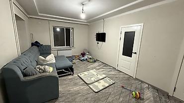 в туалет: 🏡 Участок – 4 сотых 🏠 Үйдүн өлчөмү – 11 × 11 м 🛏️ 5 бөлмөлүү 🧱 Үй ылай — 4
