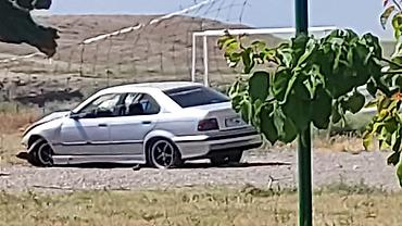 mercedes benz 208 d: BMW 3 Seriyası E36 sedan – ehtiyat hissələri üçün - Kuzov: gümüşü — 2