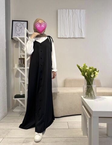 длинное черное платье с разрезом: Вечернее платье, Длинная модель