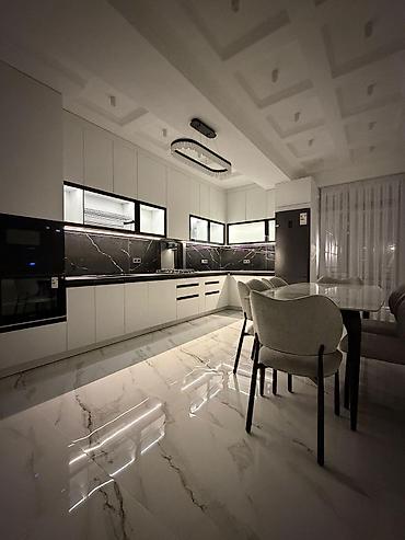 Продажа квартир: 4 комнаты, 128000 м² — 7