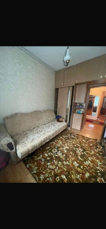 дом 3 комнатный: 3 комнаты, 74 м², 3 этаж, Старый ремонт