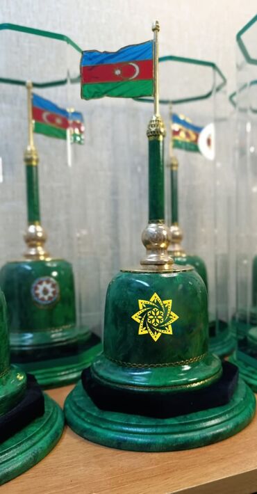 Suvenirlər: Suvenirlər — 12