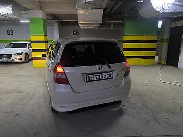 Honda: Honda Fit: 2002 г., 1.3 л, Вариатор, Бензин — 7