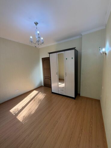 Продажа квартир: 2 комнаты, 65 м², 106 серия, 1 этаж, Косметический ремонт