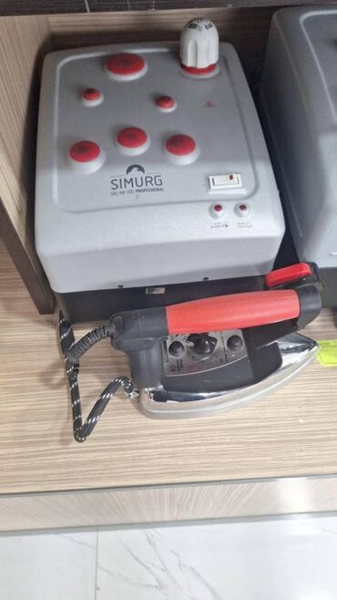 Elektronika: Qazanlı buxar ütüsü 2LT Ütü özü 350 manata alınıb təp-təzədir, heç