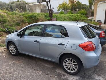 Toyota: Toyota Auris: 1.6 l. | 2009 έ. Χάτσμπακ — 5