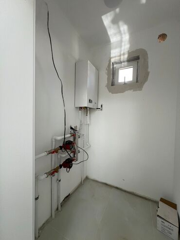 Продажа домов: Дом, 200 м², 6 комнат, Агентство недвижимости, ПСО (под самоотделку) at lalafo.kg — 11 Продажа домов: Дом, 200 м², 6 комнат, Агентство недвижимости, ПСО (под самоотделку) — 11