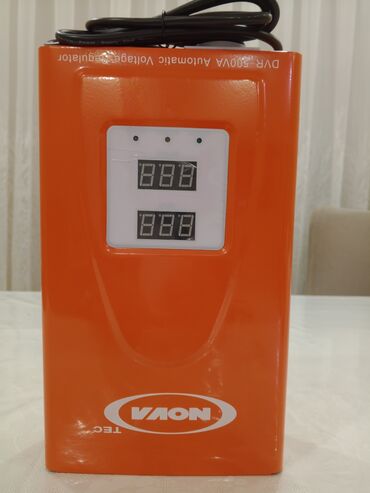 Lampalar: Nova Tec DVR-500VA avtomatik gərginlik stabilizatoru.стабилизатор для