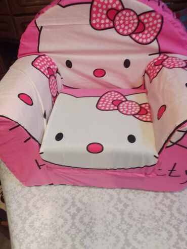 Ostali dečiji nameštaj: DEČIJE FOTELJICE 50X50X70 ZA UZRAST 0-3 GODINE Cena 3200 dinara Slanje — 6