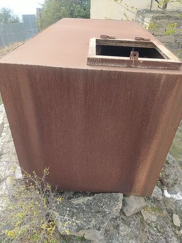 Baklar və çənlər: Bak, Metal — 4