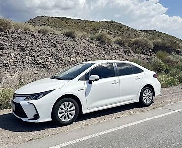 Продажа авто: Toyota Corolla: 2021 г., 1.8 л, Автомат, Гибрид, Седан — 1