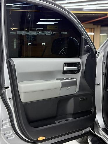 sequoia 2010: Toyota Sequoia: 2018 г., 5.7 л, Автомат, Бензин, Внедорожник — 10