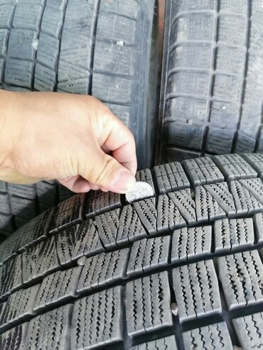 Шины: 205/55 R16. 4шт комплект зимний донголок сатылат, абалы ото жакшы