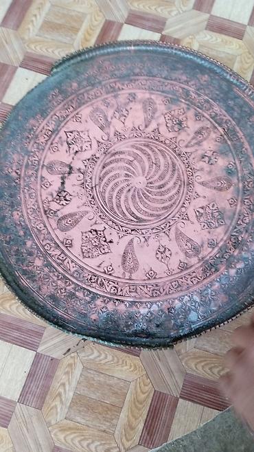 samovar satilir: Mis qabdan hazırlanmış əl işı mis sini/tray - Material: döymə mis - — 1