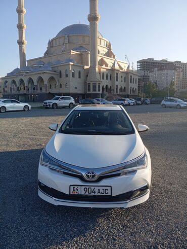 тоята каролла: Toyota Corolla: 2019 г., 1.8 л, Робот, Гибрид, Седан