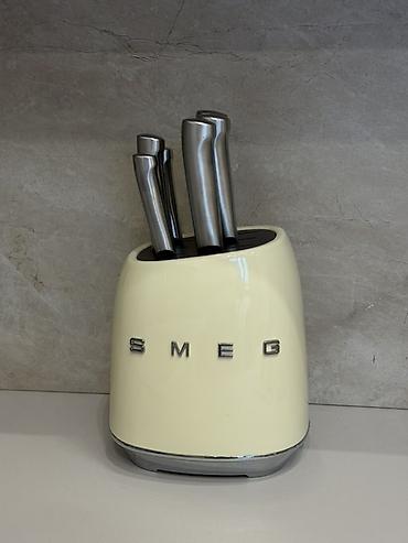 томаты: Набор кухонных ножей SMEG с подставкой (копия) - Бренд: SMEG - — 3