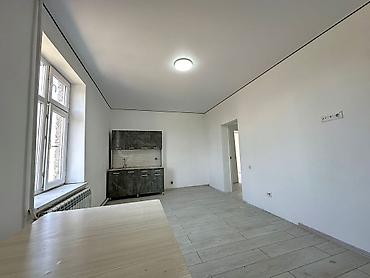 Долгосрочная аренда домов: 330 м², 8 комнат — 7