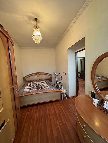 моссовет квартира: 4 комнаты, 81 м², Моссовет Сталинка, 3 этаж — 1