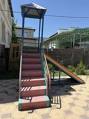 Детский мир: Детская горка Для улицы, Металл, Б/у — 1