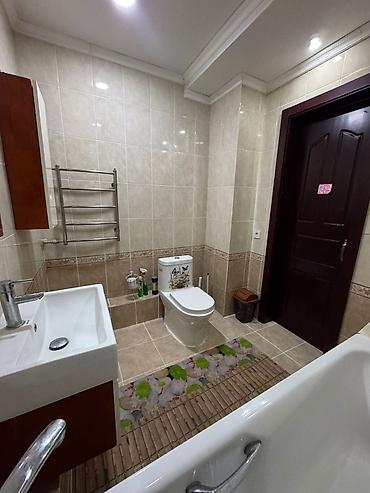 Продажа квартир: 5 и более комнат, 249 м² — 8