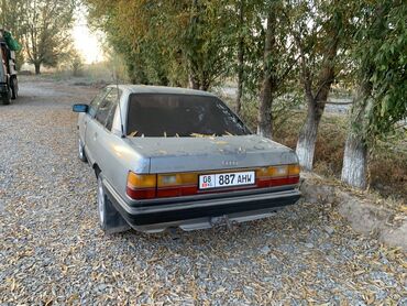 сидения диван на спринтер: Audi 100: 1988 г., 0.2 - engine capacity л, Механика, Бензин, Седан