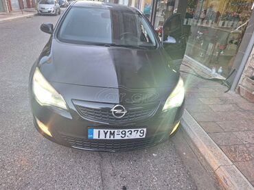 Μεταχειρισμένα Αυτοκίνητα: Opel Astra: 1.7 l. | 2011 έ. | 178500 km. Χάτσμπακ