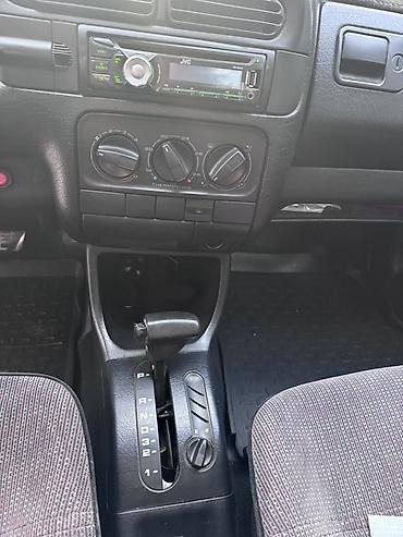 Транспорт: Volkswagen Vento: 1992 г., 1.8 л, Автомат, Бензин, Седан — 7