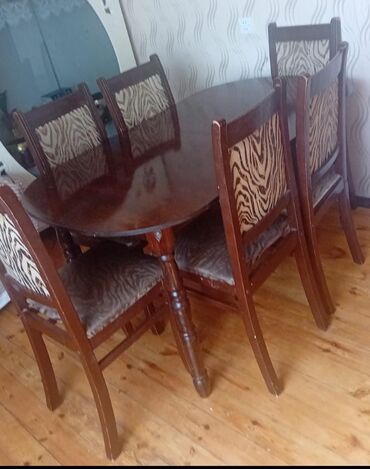 Masa və oturacaq dəstləri: Qonaq otağı üçün, İşlənmiş, Oval masa, 6 stul