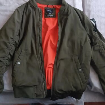 pull and bear jakne muske: Jacket M (EU 38), L (EU 40), color - Khaki