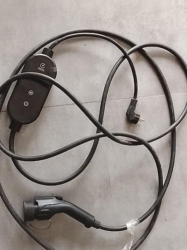 Avtomobil akkumulator zaryadkalari: Şarj aparati elektrik və plug in avtomobilləri üçün stasionar və — 10