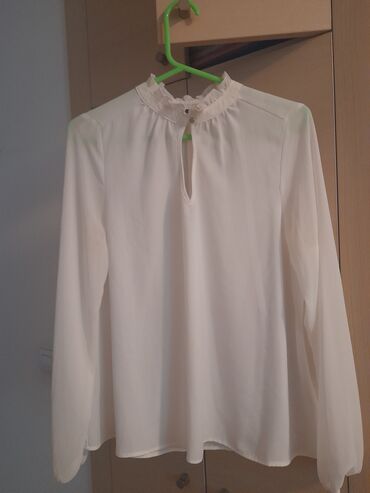 Košulje, bluze i tunike: L (EU 40)