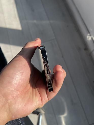 вйфон 13 про: IPhone 13 Pro, Б/у, 256 ГБ, Графит, Кабель — 4