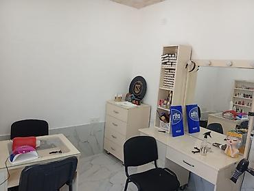 rahat emlak: Gözəllik salonu üçün tam təchiz olunmuş kiçik obyekt Xarici hissə: - — 3