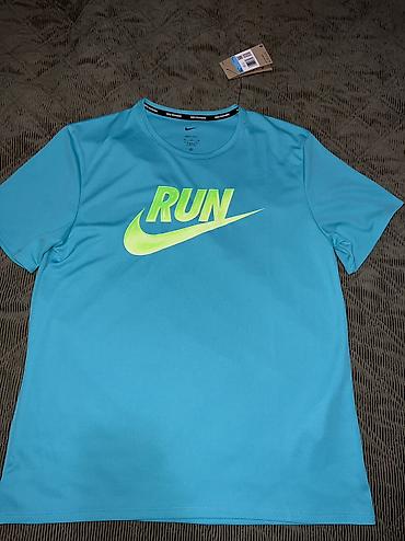vikend torba: NIKE Run Energy Miler SS Tee for Men vel. M NOVO
HJ — 6