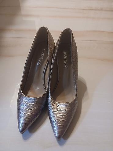 prada cipele: Salonke kao nove sampanjac boja visina stikle 9 cm — 1