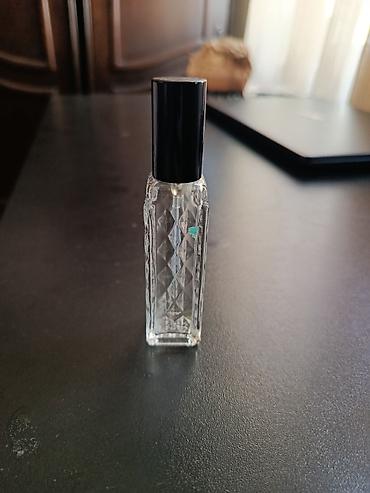 Şüşə ətir flakonu – mini ölçü, roll-on tipli - Material: şəffaf şüşə