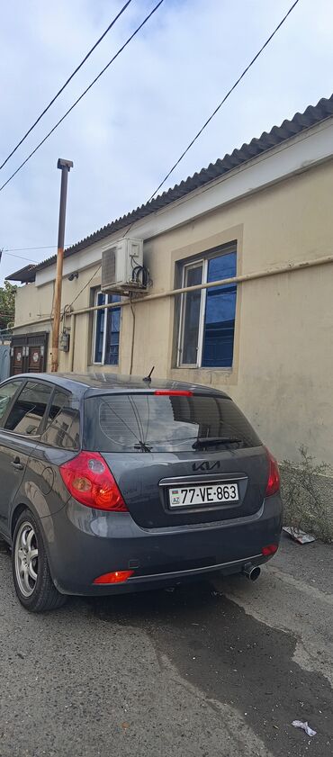 Kia: Kia Ceed: 1.4 l | 2009 il Hetçbek — 3