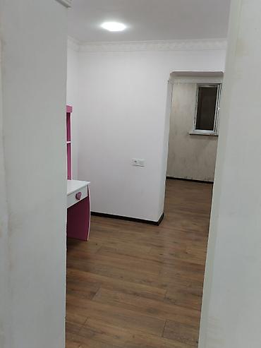 telnov küçəsi: 4 otaqlı, 160 kv. m, Orta təmir — 4