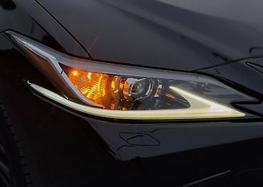 Lexus: Lexus ES: 2022 г., 2.5 л, Вариатор, Гибрид, Седан — 7