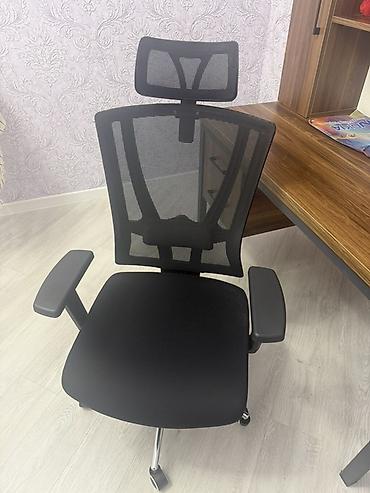 Ofis dəst mebeli: Salam, yenidir heç işlənməyibdir ev üçün ideal bir mebeldir. Eni 70 — 4