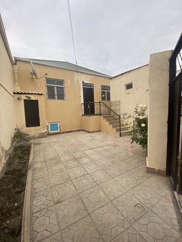 Həyət evləri və villaların satışı: Binəqədi qəs. 3 otaqlı, 50 kv. m, Kredit yoxdur, Orta təmir
