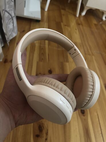 sony qulaqlıq: Б/у Беспроводные (Bluetooth) Наушники, Lenovo, цвет - Бежевый