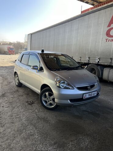 Honda: Honda Fit: 2002 г., 1.3 л, Вариатор, Бензин