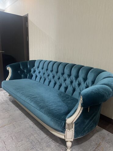 Диваны: Срочно продаю диван с двумя креслами от Истикбаль Турция состояние